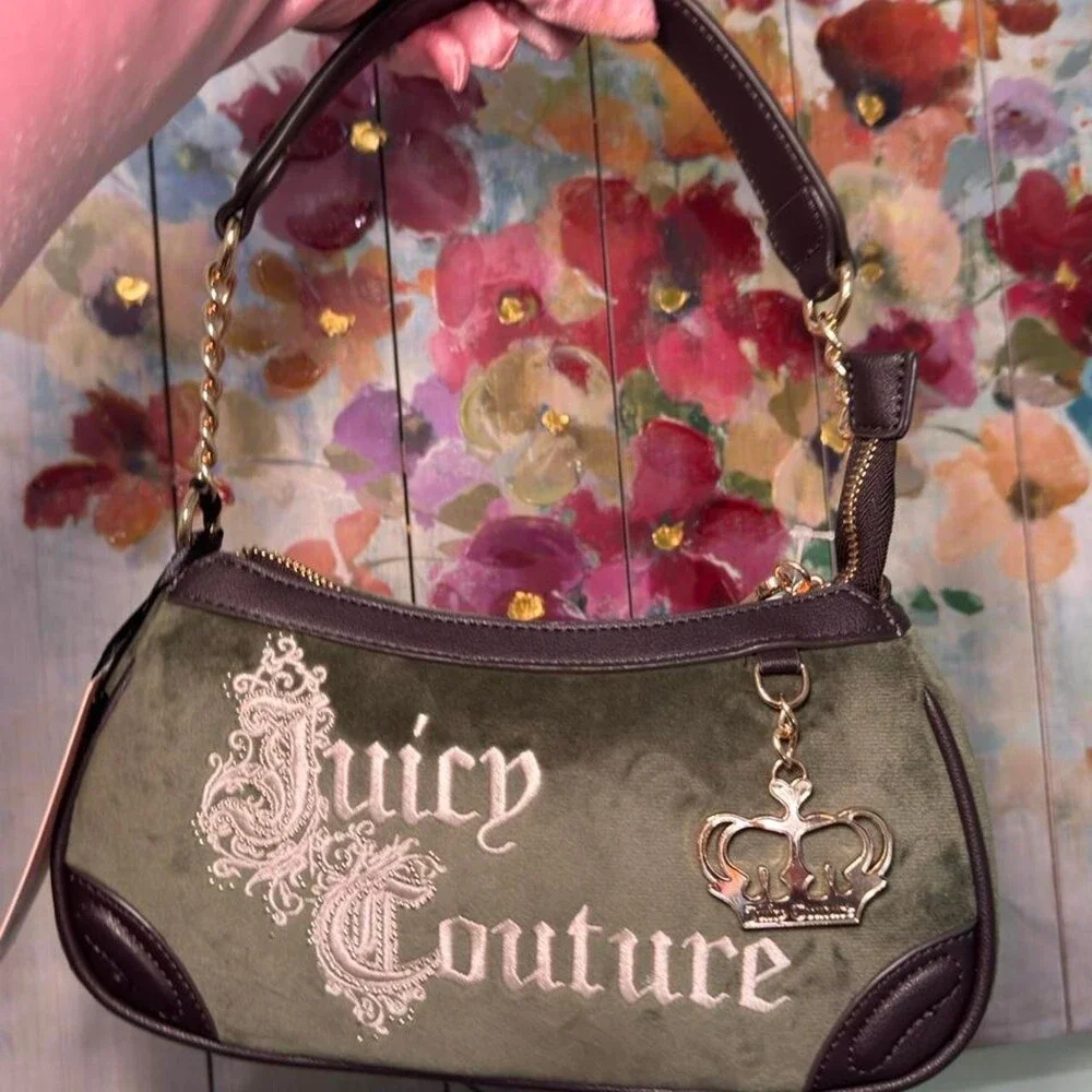 Juicy Couture Green Velvet Purse A 031